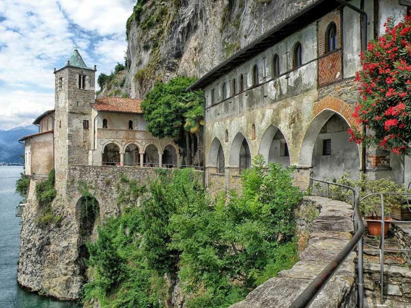 Appartamento Le Cascate 1° Piano Cittiglio Bagian luar foto